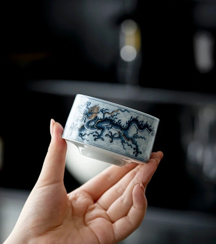 M015. Gorgeous golden line dragon teacup