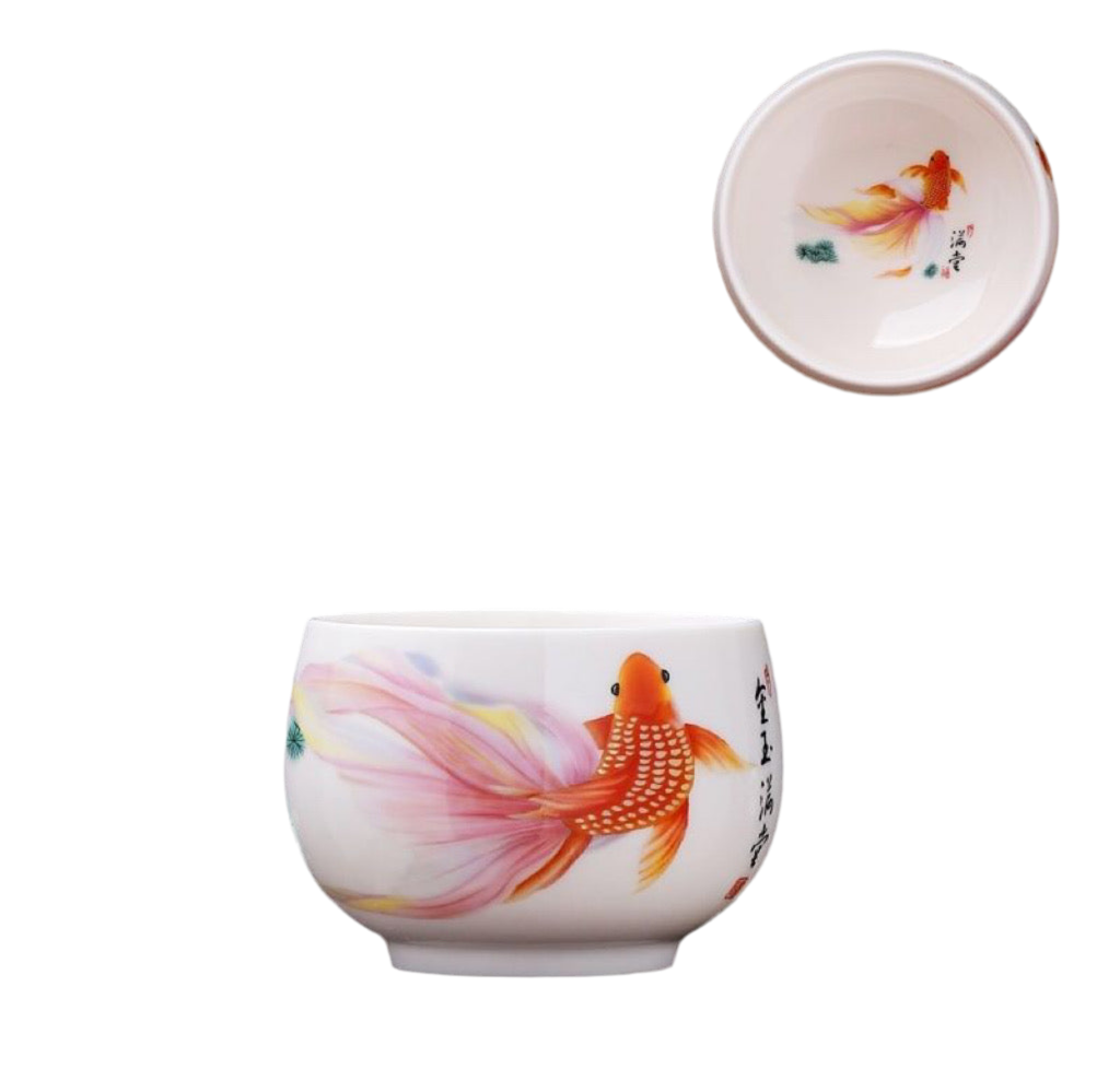 M001. Goldfish Cup