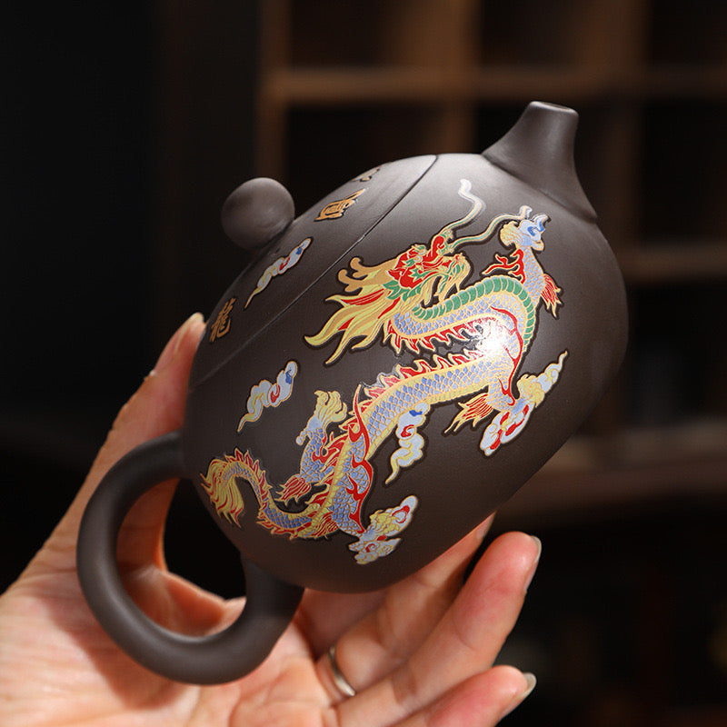 Teapot 1. Color Changing tea pot auspicious dragon and phoenix