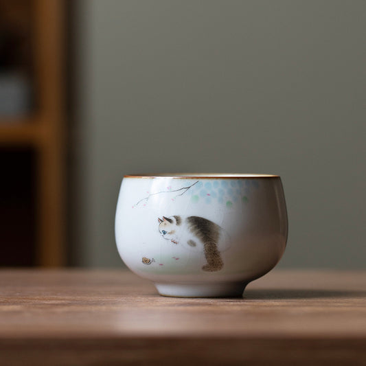 Teacup. Luohan shape silky texture kitty cat cup