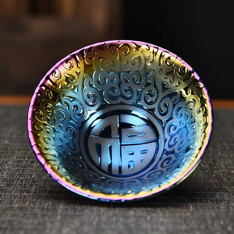 M006. Iridescent lucky Fu character cup